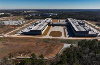 New York lawmakers introduce invoice that goals to halt information middle growth for 3 years